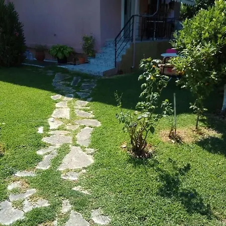 Sunny Lefkada Gerendaház